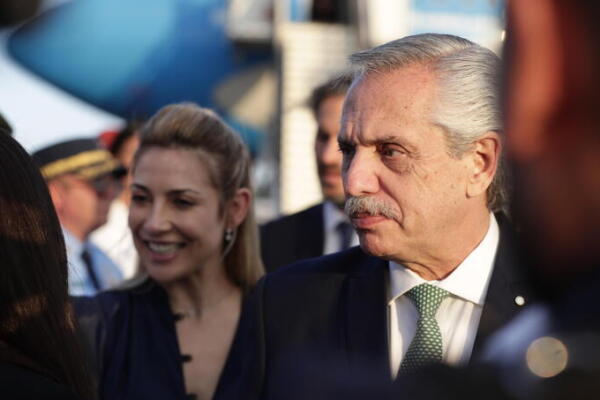 Expresidente de Argentina, junto a Fabiola Yáñez 