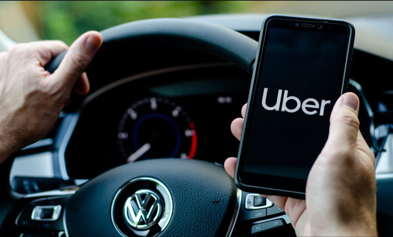 Multa que le imponen a Uber en Holanda