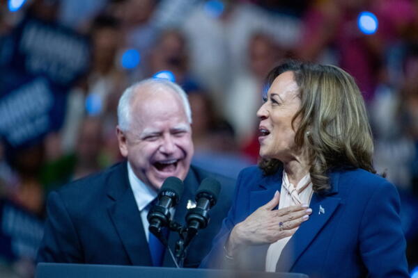 Kamala Harris y Tim Walz.