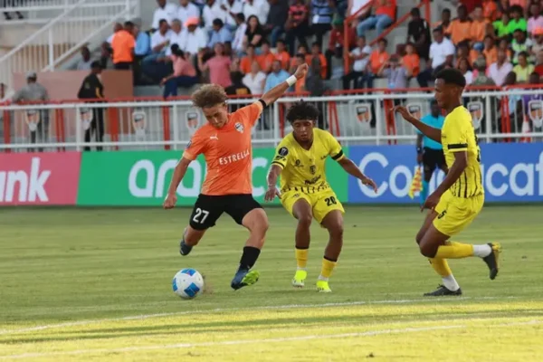 Además de Cibao y O&M en el estadio Parque del Este, el Club Atlético Pantoja y Atlántico FC se enfrentarán en el estadio Panamericano de San Cristóbal.