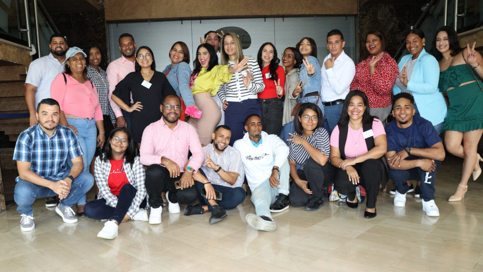 Estudiantes de EDOCO asistieron a Multimedios del Caribe