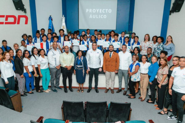Jóvenes parte del programa Oportunidad 14-24	