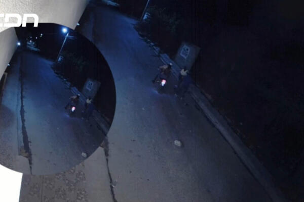 Ladrones atracan a empleado del transporte público Emtraba en Barahona, específicamente en la calle Nicolás Cuello y fue captado en cámara. Foto: CDN Digital