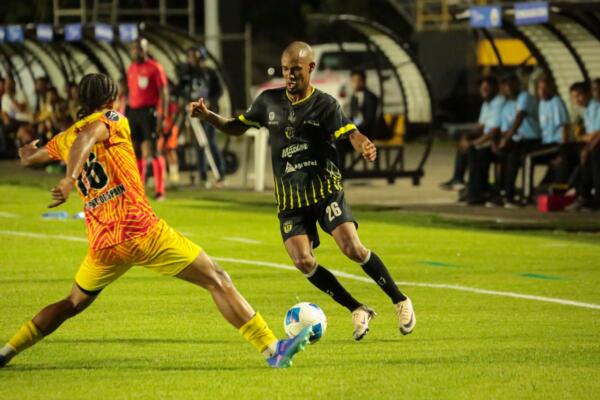Con esta victoria, Moca FC se consolida al quedar con 4 puntos, encabezando la tabla de posiciones de la Copa Caribeña del Grupo B.

