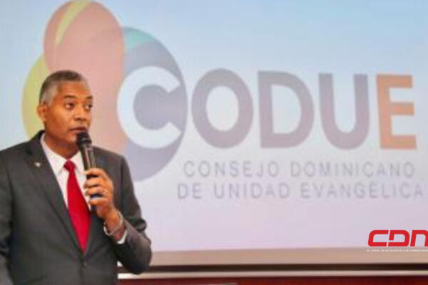 CODUE llama a la oración y acción ante crisis de salud mental y violencia intrafamiliar en RD