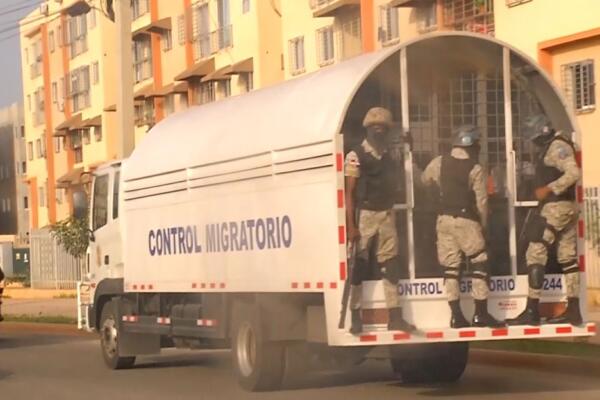 Denuncian abusos en deportaciones 