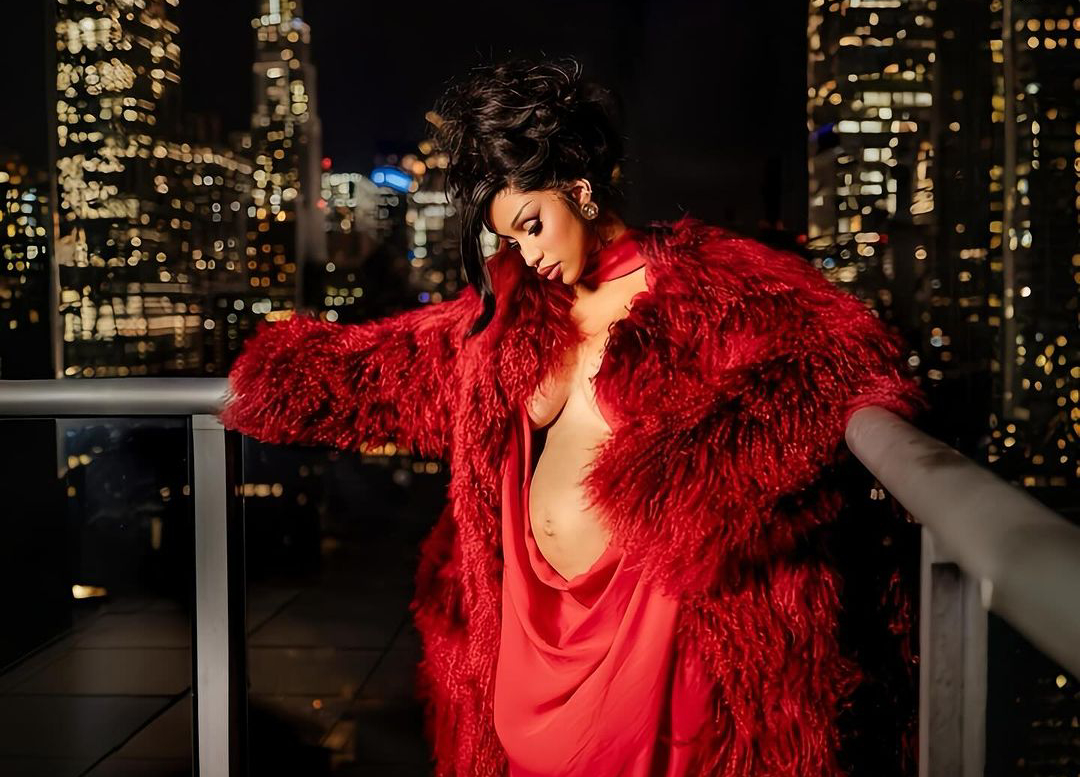 Cardi B anuncia su divorcio y tercer embarazo al mismo tiempo