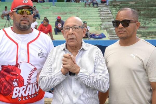 Director IDOPRIL lanzó primera bola
