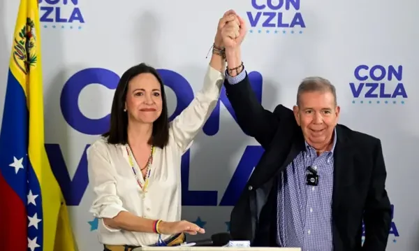 Edmundo González y María Machado.