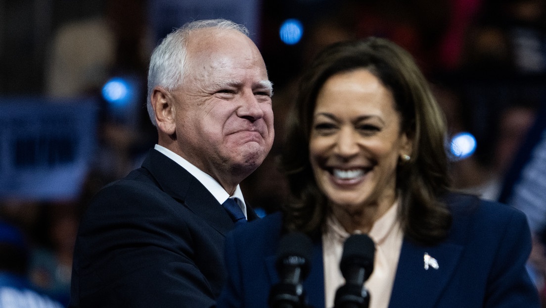 Elon Musk desata controversia al calificar de 'tonto' al aliado de Kamala Harris