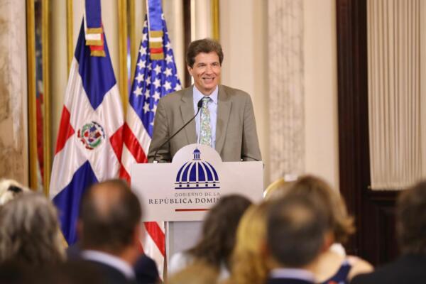 José Fernández, subsecretario de estado de Estados Unidos
Foto: presidencia RD