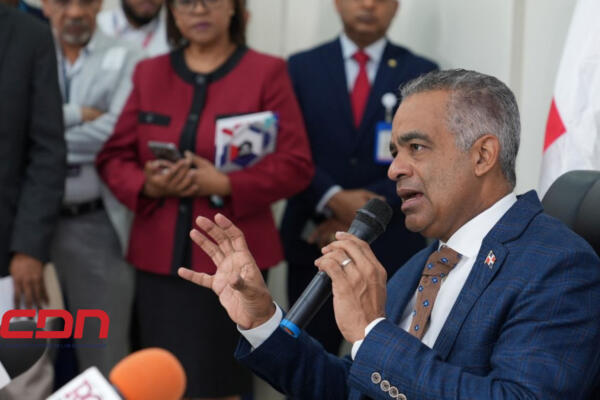 Joel Santos detalla las cifras récords de electricidad durante los meses de julio y agosto