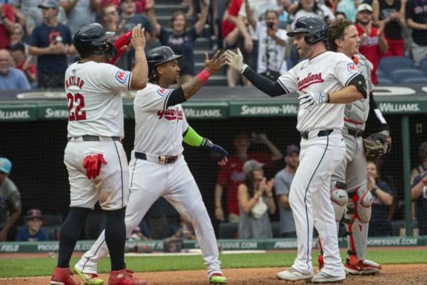 José Ramirez peg{o jonrón frente a Baltimore en los resultados de MLB del 1 de Agosto