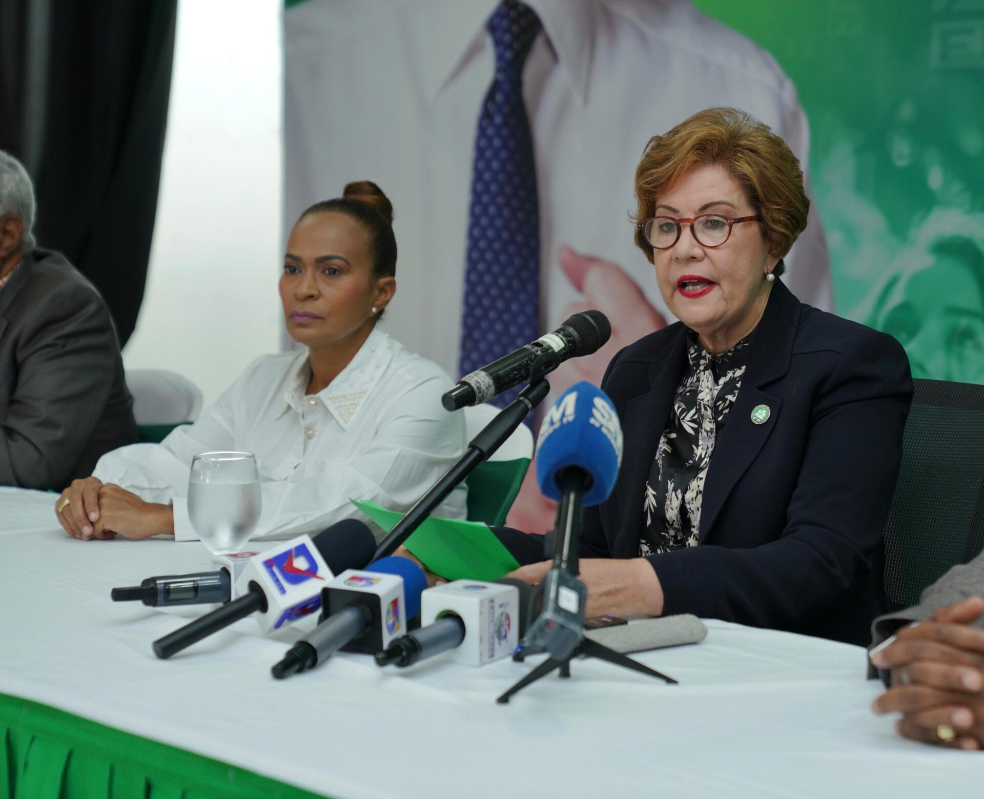 Josefina Pimentel, Sec. Edu. FP-CDN Digital.