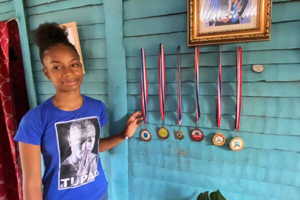 Andry Santana, humilde joven de Hato Mayor que sueña con ser la Próxima Marileidy Paulino del Idioma