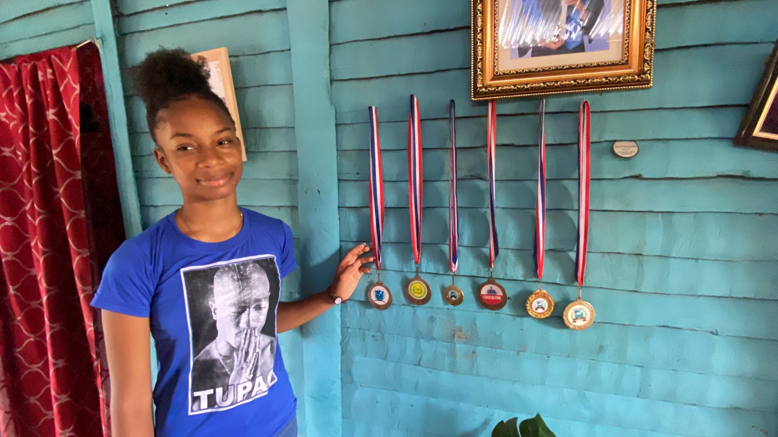 Andry Santana, humilde joven de Hato Mayor que sueña con ser la Próxima Marileidy Paulino del Idioma