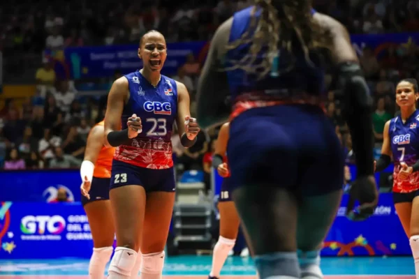Las Reinas del Caribe obtienen su primera victoria al vencer a México en la XXI Copa Panamericana de Voleibol Femenino.