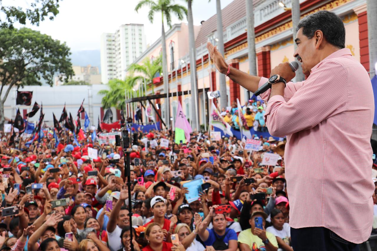 Maduro ordena sacar la red social X durante 10 días de Venezuela