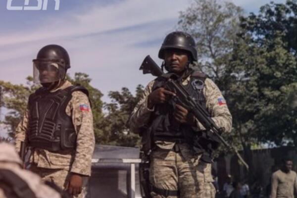 Militares haitianos luchan ante ola de violencia en Haití