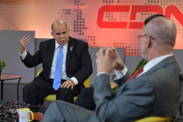 Pelegrín Castillo, vicepresidente del partido Fuerza Nacional Progresista (FNP) habló en el programa Despierta con CDN sobre la influencia internacional porque la República Dominicana pare y haga más blandas sus políticas migratorias (foto: Danny Polanco)