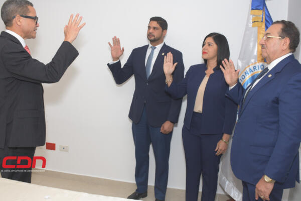PRM escoge a Cristóbal Venerado Castillo como vocero de su bloque en Senado