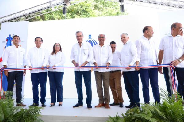 Presidente-Abinader-inaugra-carretera-Las-Yayas-Puerto-Plata-CDN-Digital