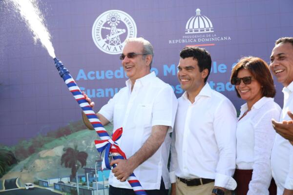 Presidente Luis Abinader, inaugura acueducto múltiple Guanuma-Los Botados, en Monte Plata 