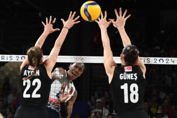 Con esta derrota, las Reinas del Caribe caen por segunda vez en dos partidos, marca de 0-2, situación delicada en París 2024.