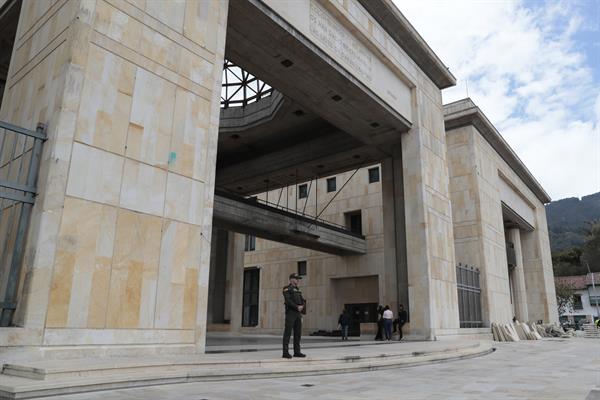 Seguridad en la Corte Suprema de Justicia. EFE.