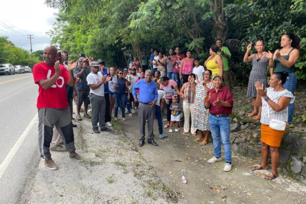 Comunitarios protestan en contra de la imposición de un vertedero en Sánchez