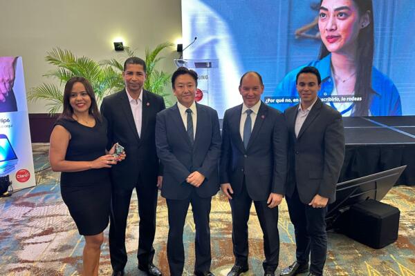 Samsung y Claro Dominicana traen en exclusiva al país los Galaxy Z Fold6 y Galaxy Z Flip6