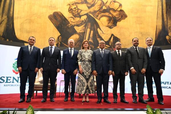 Presidente del Senado presenta informe de gestión; destaca aprobación de 325 iniciativas legislativas