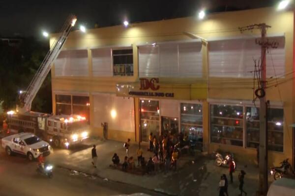 Incendio afecta tienda china en Piedra Blanca de Haina