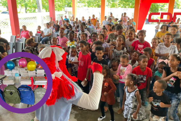 Martínez indicó que de la única manera que los niños se desarrollan es educándose. Foto: CDN Digital 