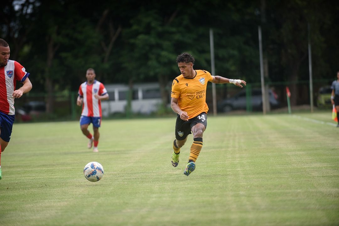 En el segundo tiempo llegó la reacción de los rojiblancos y empataron las acciones al cincuenta y seis con gol de Yonier Hurtado y asistencia de Alejandro Rodríguez.