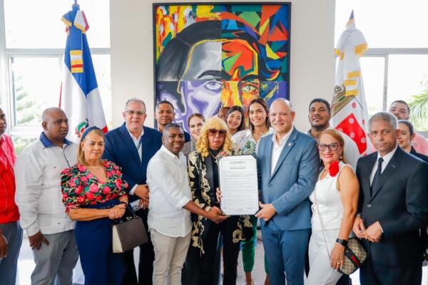 Fefita la Grande, acordeonista dominicana y la más reconocida intérprete femenina del merengue típico