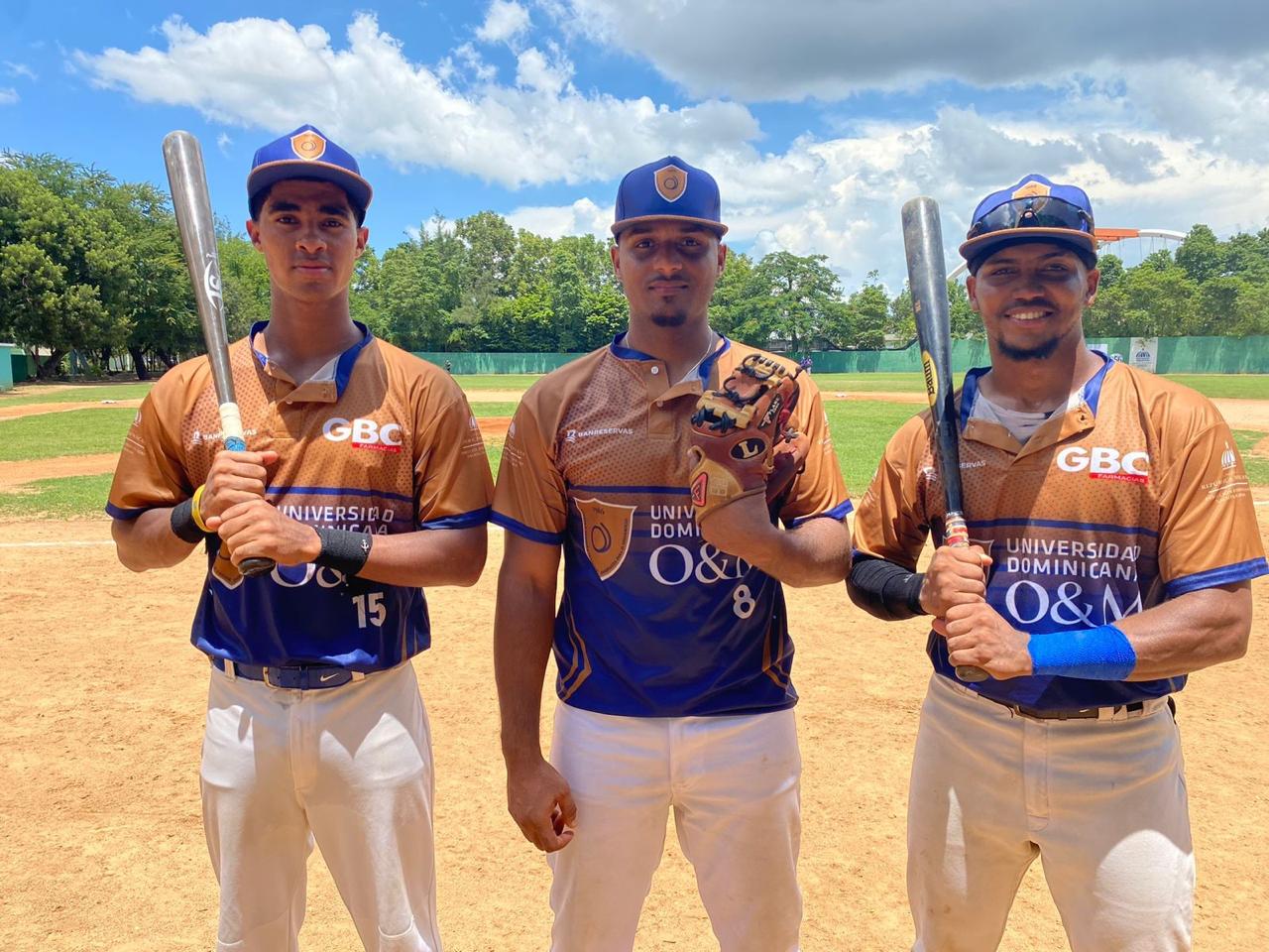 En otro partido, la Tecnológica de Santiago (UTESA), subcampeón del torneo 2023 derrotó 10-6 al vigente monarca de la Universidad Nacional Primogénita de Acción Pro-Educación y Cultura (UNAPEC), en el play 1 del Centro Olímpico Juan Pablo Duarte.
