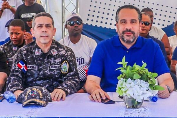 El convenio fue suscrito entre el director ejecutivo del INEFI, Alberto Rodríguez Mella, y el presidente de la ABADINA, coronel Diego Pesqueira, quienes indicaron que con este pacto ambas entidades unen lazos para llevar, de manera gratuita al TBS Distrital 2024, a los estudiantes de los diferentes centros escolares que conforman los distritos educativos y regionales de la capital.
