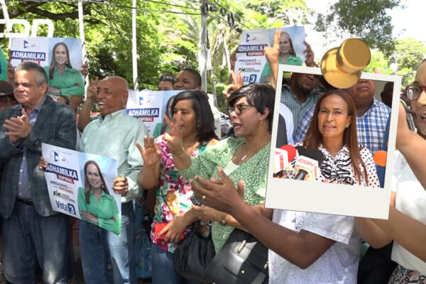 La corriente Fuerza Magisterial presentó la plancha que los representaría en las elecciones de la ADP pautada para el próximo 9 de octubre.  Foto: CDN Digital