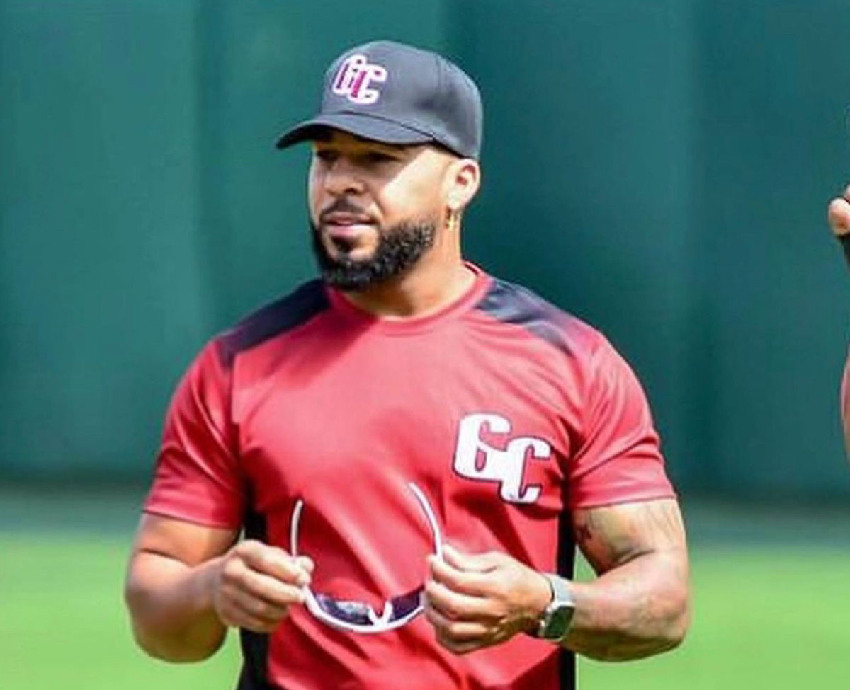 “Estoy aquí desde temprano porque quiero ayudar al equipo, disponible para jugar donde el dirigente me necesite, solo quiero ser parte del lineup sin importar la posición defensiva ni el orden al bate” Expresó Leury a su llegada.