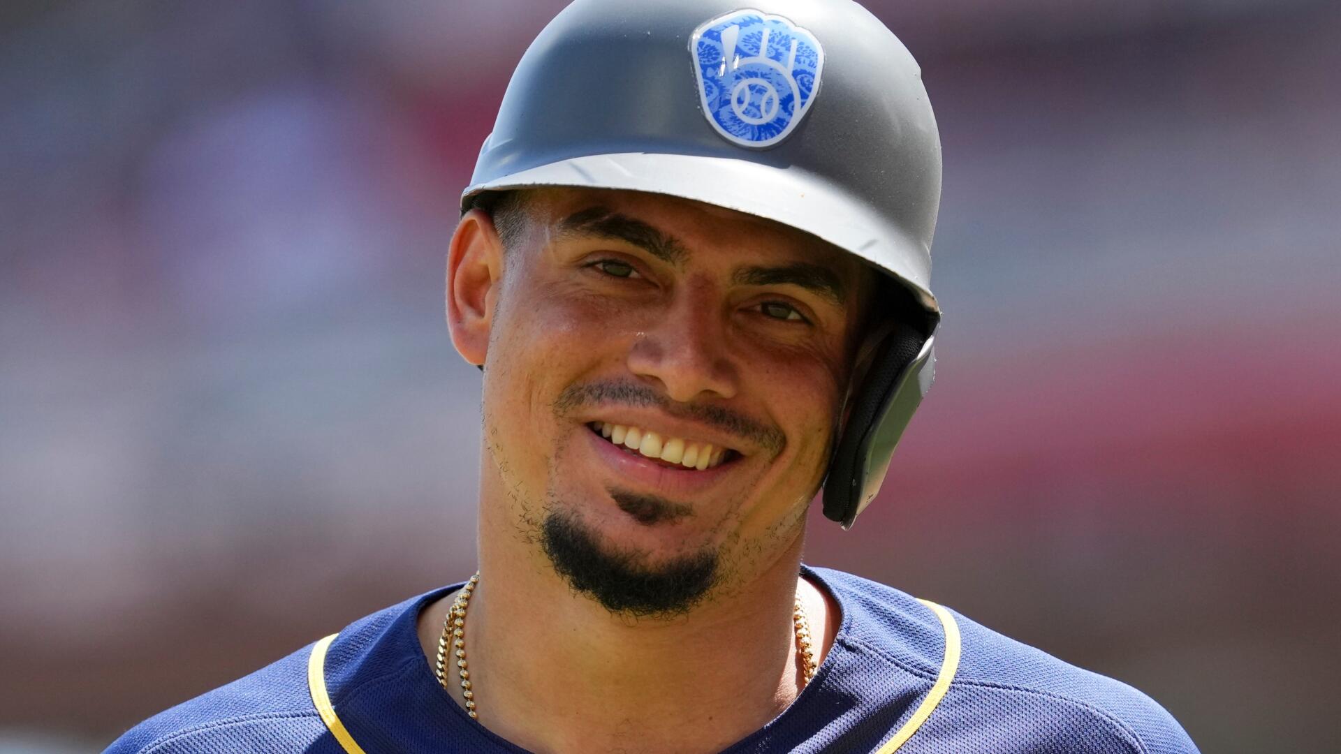 No fue un jonrón cualquiera, además. Fue el 13er bambinazo de tres rayas de Adames en el 2024, igualando al miembro del Salón de la Fama, Ken Griffey Jr., por la mayor cantidad de vuelacercas de ese tipo en una sola campaña.