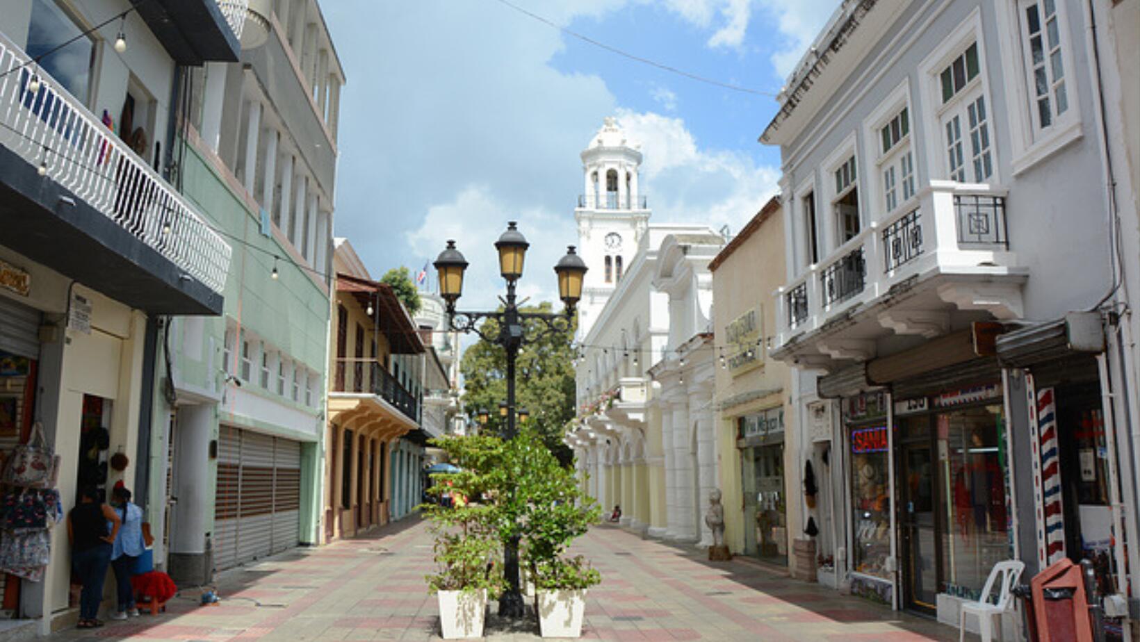 comercios de la calle El Conde se ven afectados