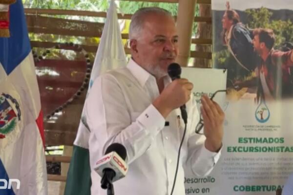 Egehid y Banco Popular respaldan a campesinos. Foto: CDN Digital