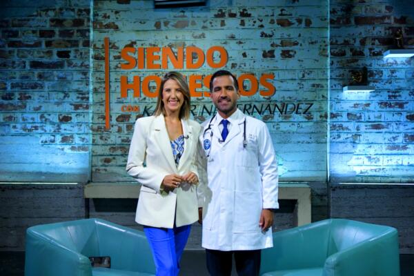 El-doctor-Luis-Cruz-durante-su-intervencion-en-el-programa-Siendo-Honestos-con-Katherine-Hernandez-CDN-Digital.