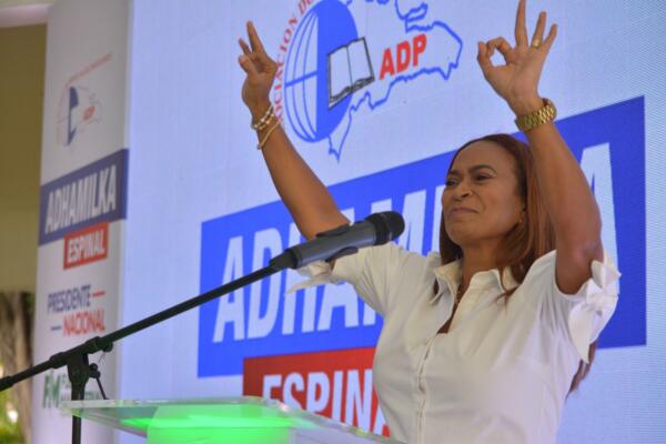 Adhamilka Espinal, candidata a la Presidencia Nacional de la Asociación Dominicana de Profesores (ADP)