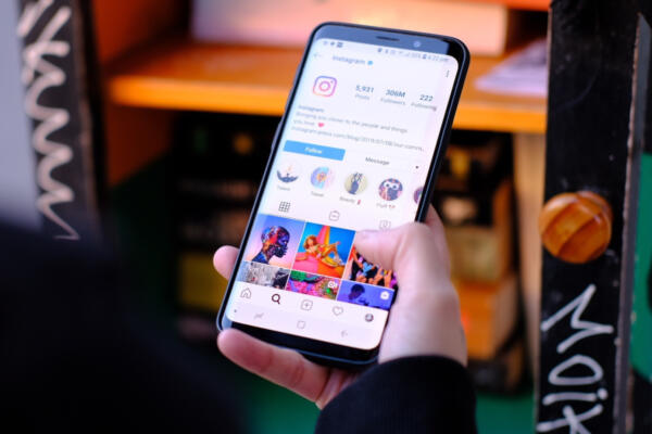 Instagram lanza la nueva 'Cuenta de Adolescente' con herramientas de supervisión familiar
