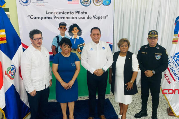 _Lanzan campaña para combatir el uso de vapers en las escuelas