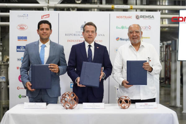 Víctor Bisonó, Julio Sánchez Maríñez y José Gabriel Rodríguez (foto, fuente externa)