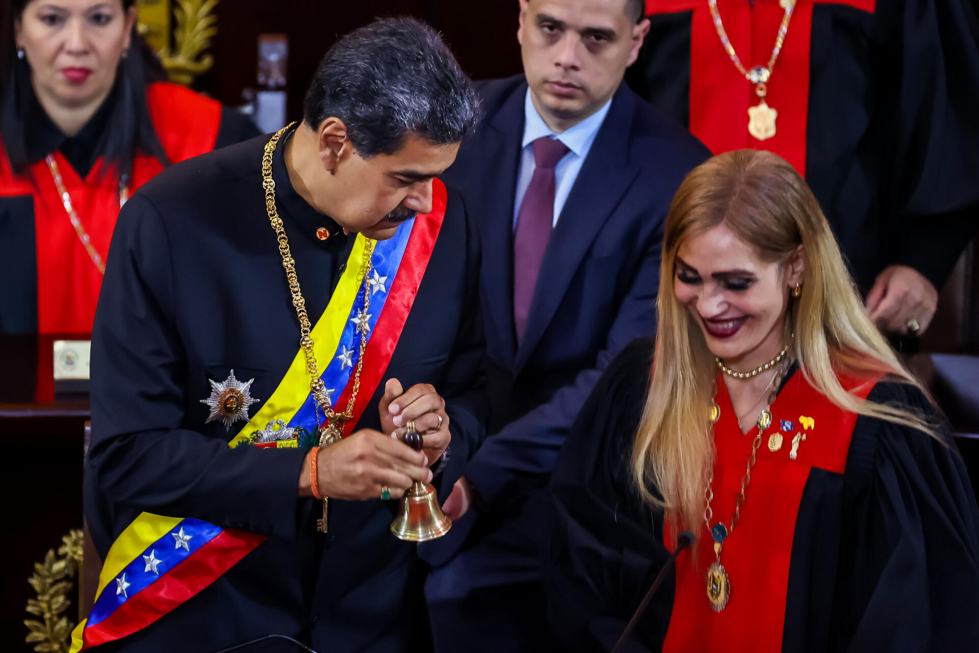 Venezuela considera la sanción de los 16 funcionarios como “un nuevo crimen de agresión”