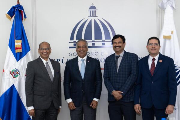 Ministro de Energía y Minas encabeza reunión previa a Asamblea de la Alianza Solar Internacional